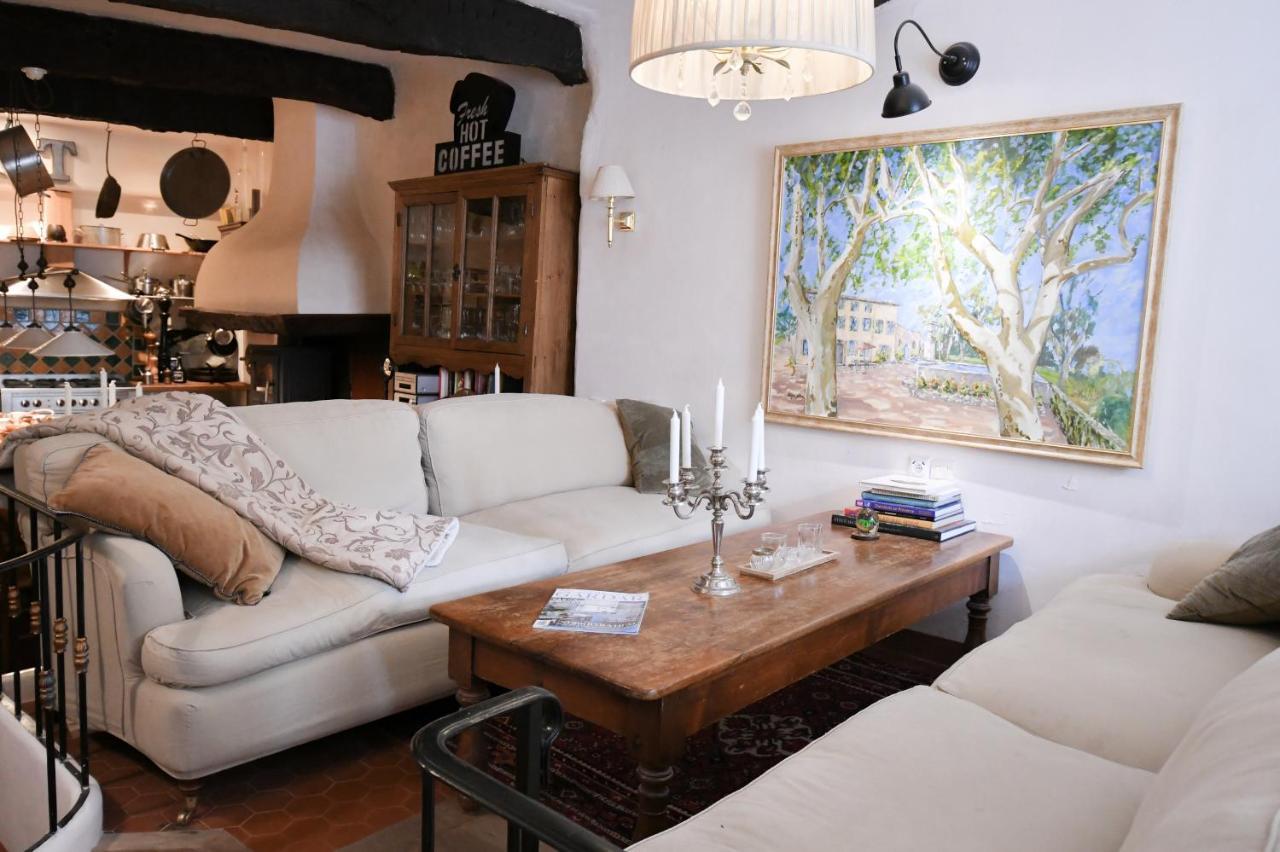 La Cachette Du Comte Bed & Breakfast Montfort-sur-Argens Bagian luar foto